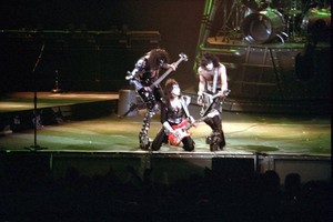  吻乐队（Kiss） ~Rochester, New York...January 20, 1983 (Creatures of the Night Tour)