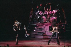  키스 ~Rochester, New York...January 20, 1983 (Creatures of the Night Tour)