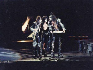  किस ~Rochester, New York...January 20, 1983 (Creatures of the Night Tour)
