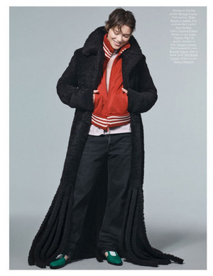  Lea Seydoux - Vogue Paris Photoshoot - 2020/2021