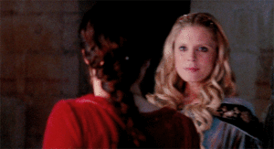  Morgause with Morgana in reyna of Hearts