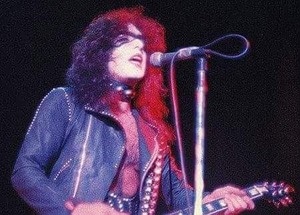 Paul (NYC) December 31, 1973 (Academy Of Music / New Year's Eve) 