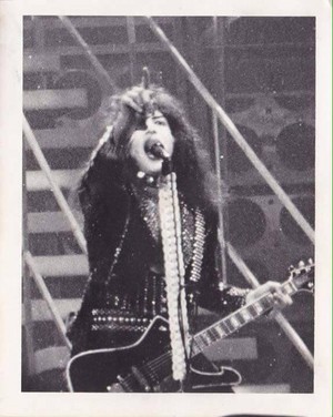  Paul ~Philadelphia, Pennsylvania...December 22, 1977 (Alive II Tour)