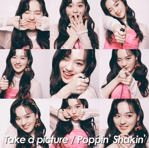  Take a picture／Poppin’ Shakin’