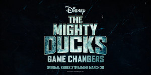  The Mighty Ducks: Game Changers - tiêu đề Card