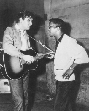  Elvis Talking With Sammy Davis, Jr.