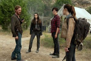  6x08 ~ The Door ~ Dwight, Alicia, Althea and Charlie