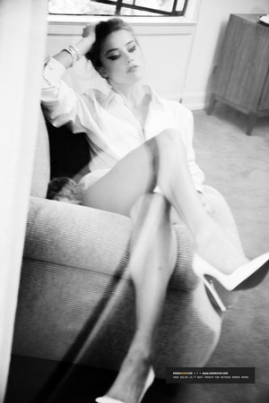  Amber Heard - Vanity Fair Photoshoot - 2013