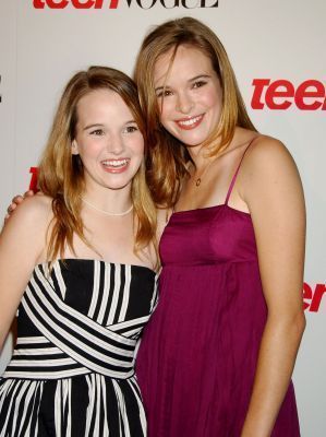 Danielle and Kay Panabaker