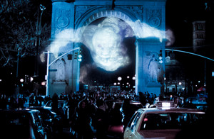  GHOSTBUSTERS II. 1989. Washington Square Ghost.