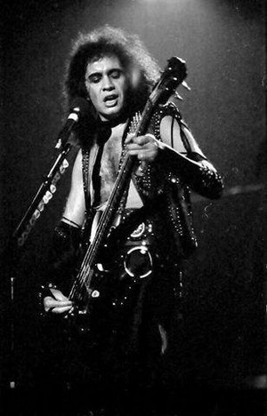  Gene ~Pittsburgh, Pennsylvania...March 4, 1984 (Lick it Up Tour)