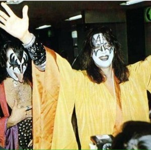  Gene and Ace || キッス arrives in Tokyo, Japan...March 18, 1977