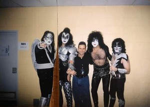  吻乐队（Kiss） ~Gold Coast, Australia...April 14, 2001 (Farewell Tour)