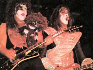  Paul and Ace ~Tokyo, Japan...March 31, 1978 (ALIVE II Tour)