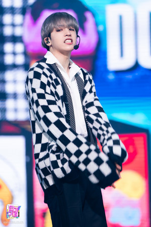  [Photo Sketch] The upendo formula of 'The Pentagon' who sings likes! | Wooseok