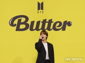  बी टी एस 'Butter' Global Press Conference | Press चित्रो || JIN
