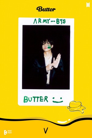  BTS 'Butter' Polaroids | V