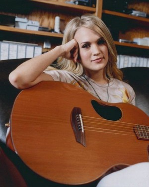  Carrie ~ Cosmopolitan (2007)