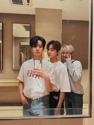  Heeseung, Jungwon and Sunoo