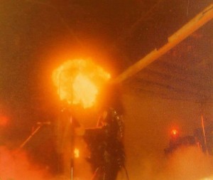  吻乐队（Kiss） ~Asbury Park, New Jersey...June 17, 1974 (An Evening with 吻乐队（Kiss） - Sunshine Inn 音乐会 Hall)