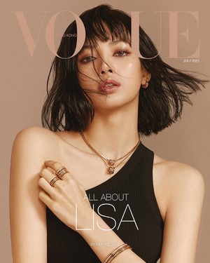  Lisa x Vogue HK