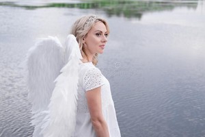  天使 Woman
