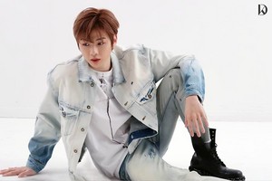  Behind-the-scenes ছবি of Kang Daniel's Pictorial Shoot