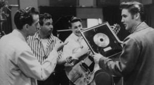  Elvis Presley ginto Record