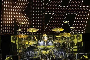  Eric ~Windsor, Ontario, Canada...July 27, 2011 (Hottest Zeigen on Earth Tour)