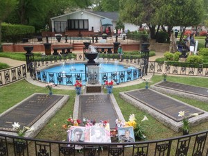  Graceland Presley Family Gravesite