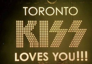  키스 ~Toronto, Ontario, Canada...September 13, 2012 (The Tour)