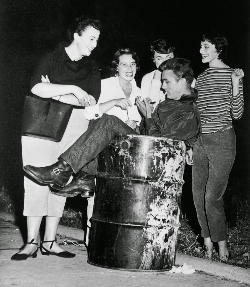 Rebel Without a Cause - Behind the Scenes - James Dean signing autographs... in a trash can.