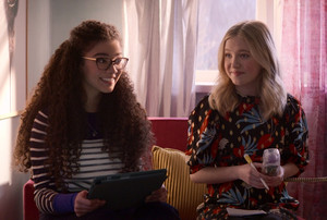 The Baby-Sitters Club - Season 2 Still - Mary Anne and Stacey