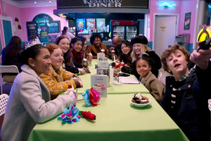  The Baby-Sitters Club - Season 2 Still - The BSC