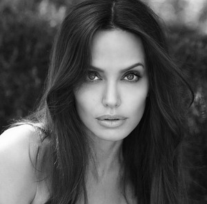  Angelina Jolie for Amnesty International (September 2021)