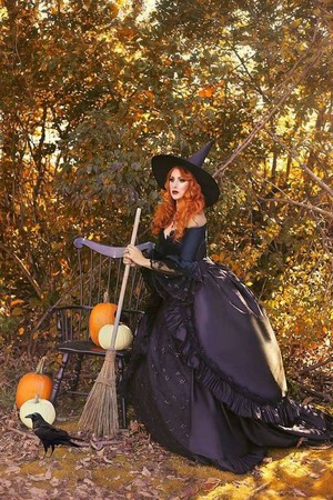  Creative Witch 🎃
