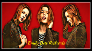 Emily Bett Rickards Wallpaper