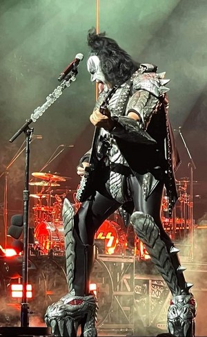  Gene ~Tampa, Florida...October 9, 2021 (End of the Road Tour)