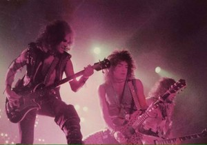  halik ~Madrid, Spain...October 13, 1983 (Lick it Up Tour)