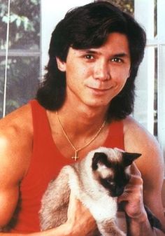  Lou Diamond Phillips And His Cat