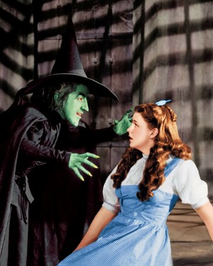 Margaret Hamilton and Judy Garland - The Wizard of Oz (1939) 