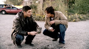  Sam and Dean || Supernatural || 2x08 || Crossroad Blues