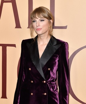  Taylor ~ 'All Too Well' NY Premiere (2021)