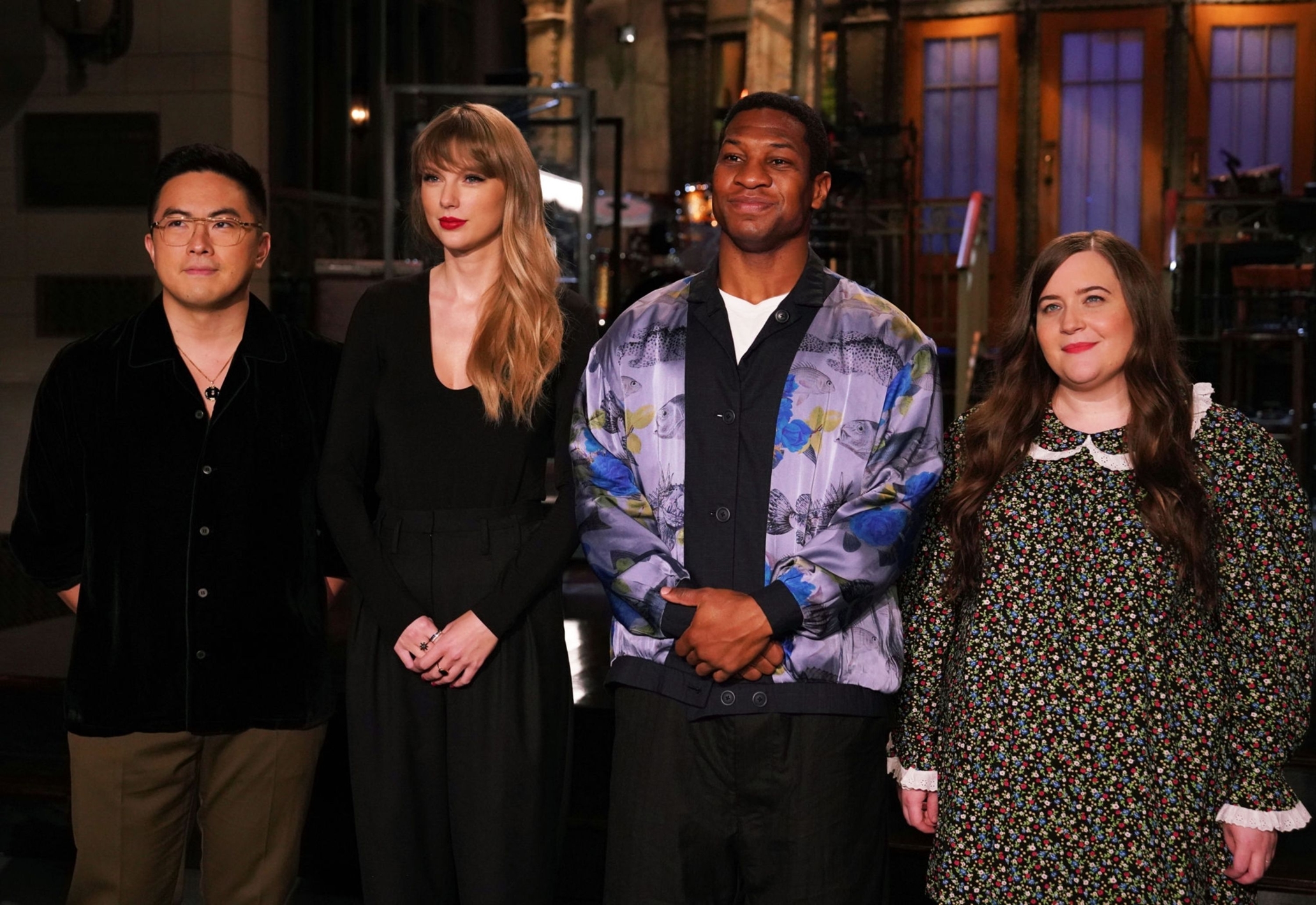 Taylor Swift - Saturday Night Live (Nov 13, 2021)