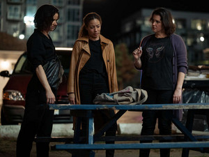 1x07 - No Compass - Natalie, Taissa and Shauna