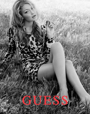  Gigi ~ Guess (2012)