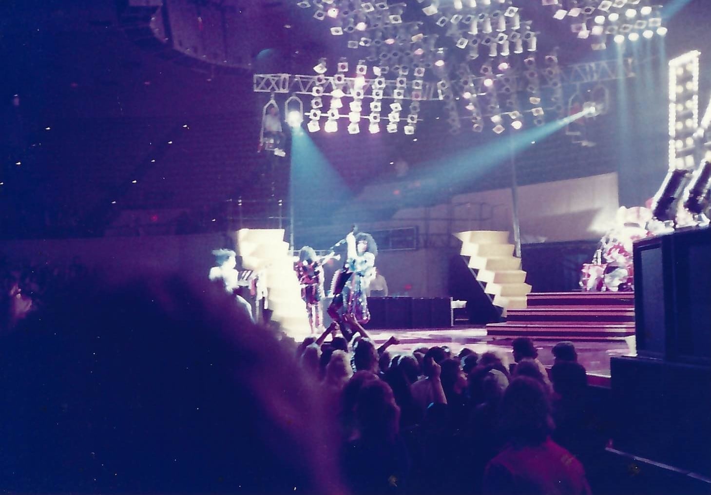 KISS ~Memphis, Tennessee...December 1, 1985 (Asylum Tour)