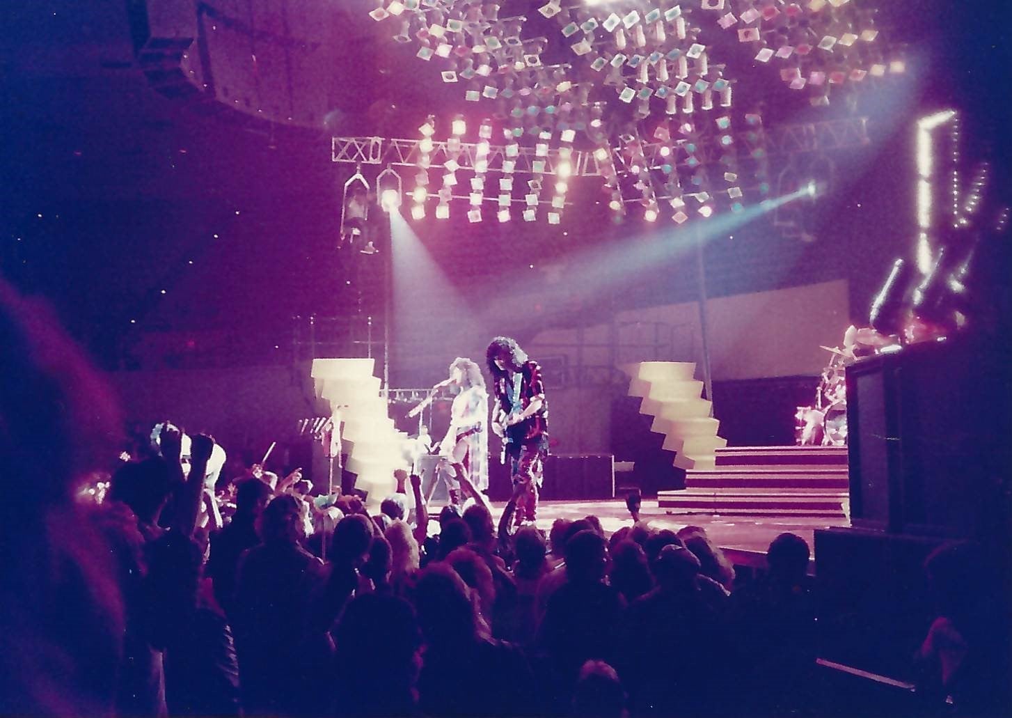 KISS ~Memphis, Tennessee...December 1, 1985 (Asylum Tour)