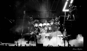  KISS ~Memphis, Tennessee...December 2, 1976 (Rock and Roll Over Tour)