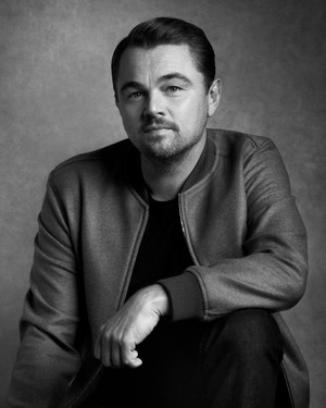  Leonardo DiCaprio for Netflix Queue (December 2021)
